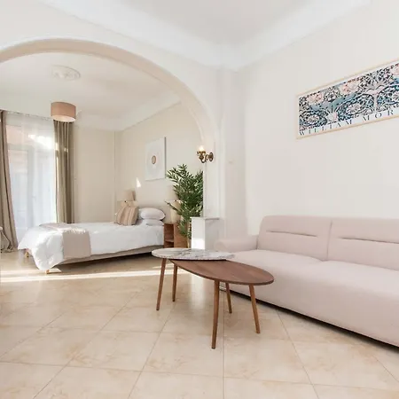 Apartmán Mainavenue White Tower Soluň