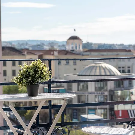 Mainavenue White Tower Apartament *