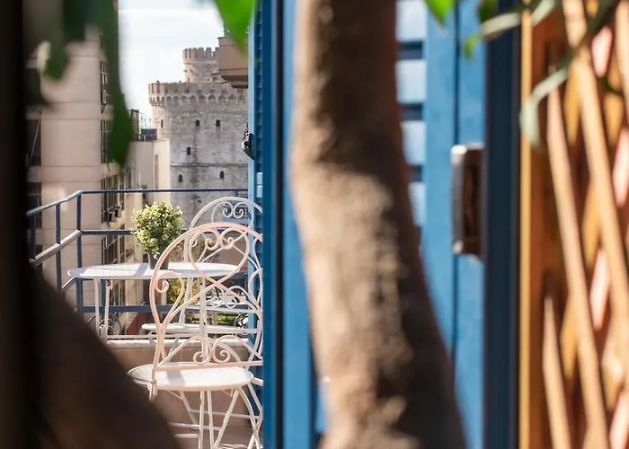 Mainavenue White Tower 公寓 *