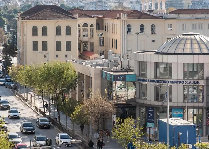 Mainavenue White Tower 公寓 *